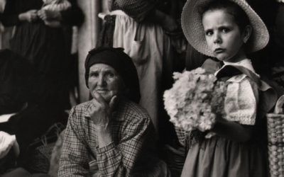 FOUR VINTAGE PHOTOGRAPHS BY FOURTEEN WOMEN PHOTOGRAPHERS